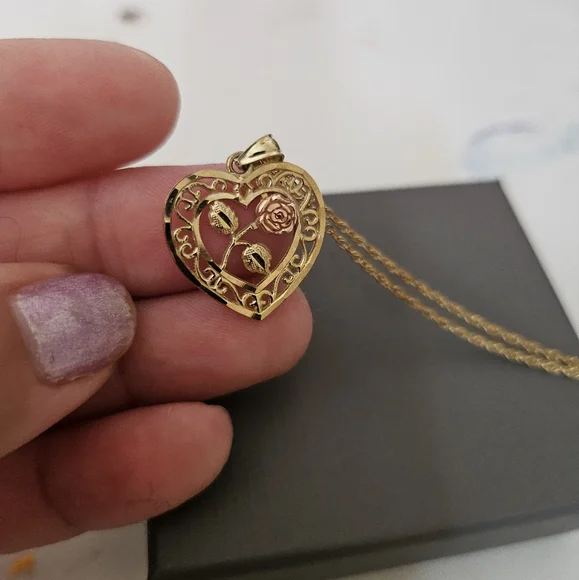 10k YG Rose Heart Pendant & 18 Chain Yellow Gold 10K 10kt 10KT Necklace Charm